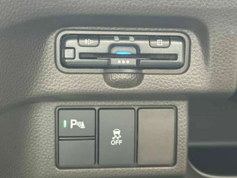 N BOX-18