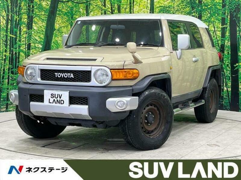 TOYOTA FJ CRUISER