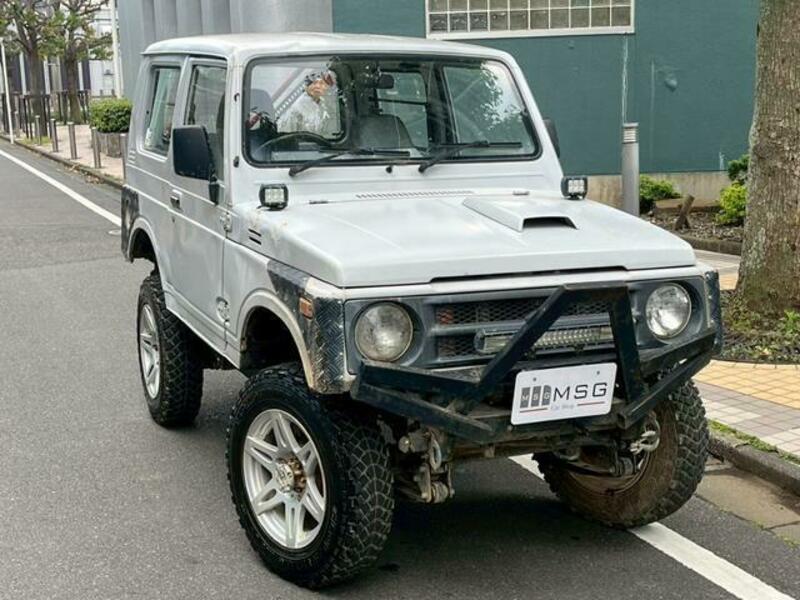 SUZUKI JIMNY