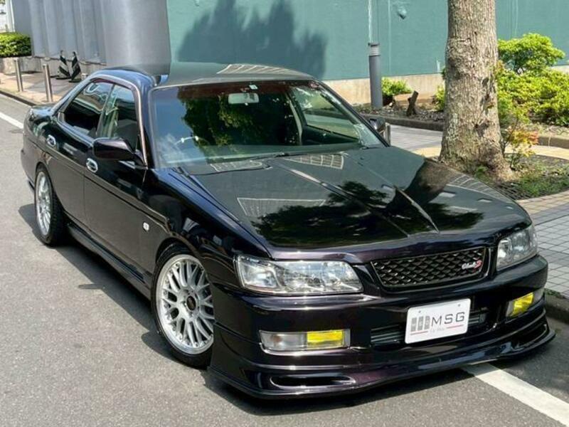 NISSAN LAUREL