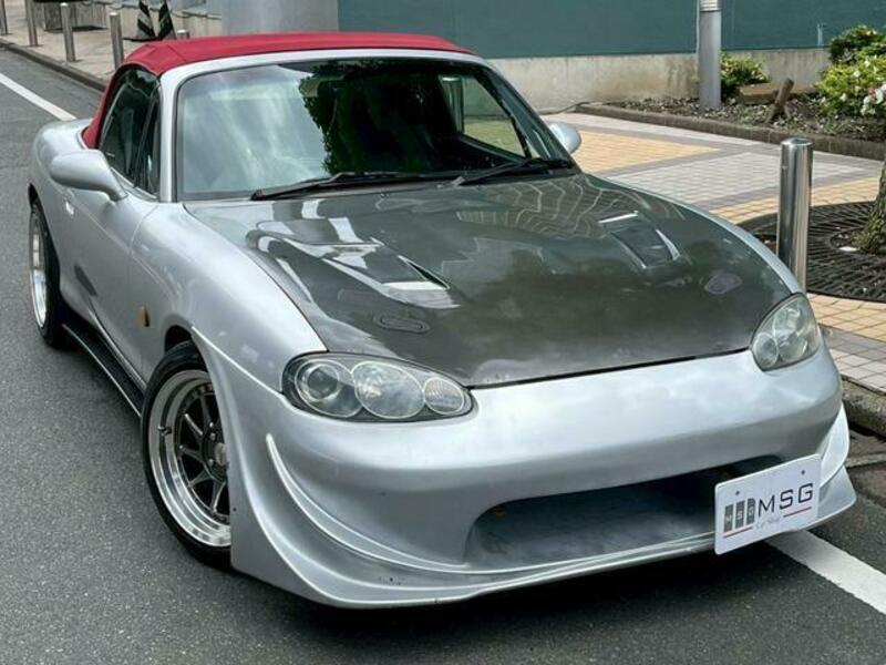 ROADSTER