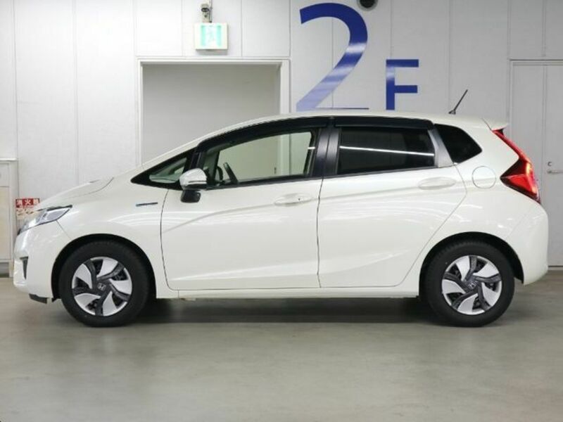 FIT HYBRID-8