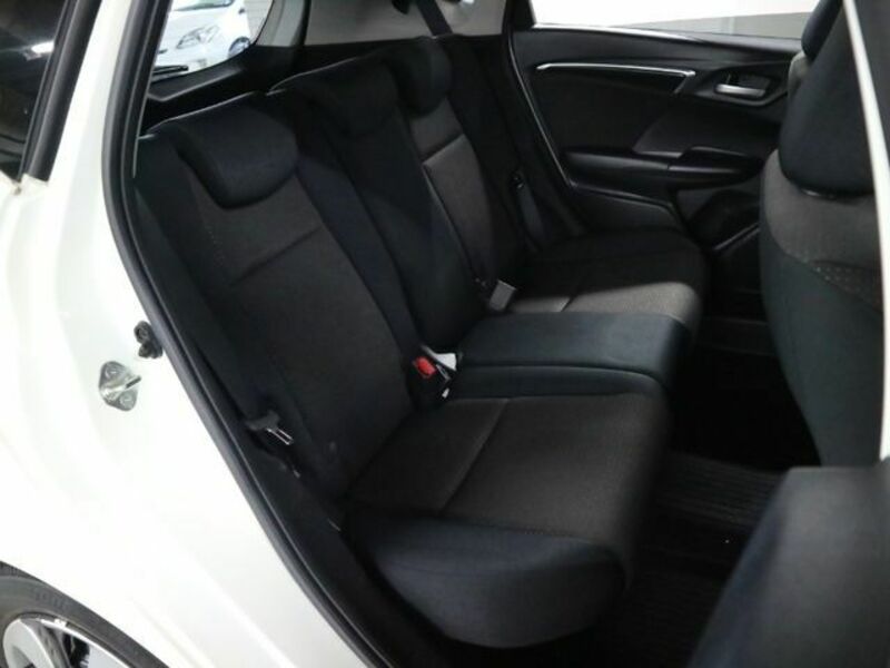 FIT HYBRID-12