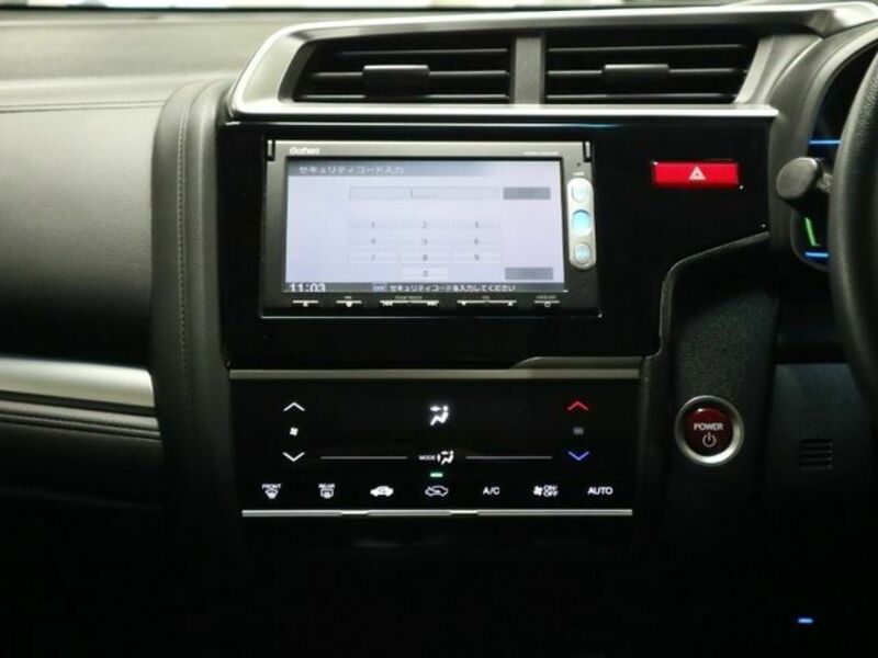 FIT HYBRID-16