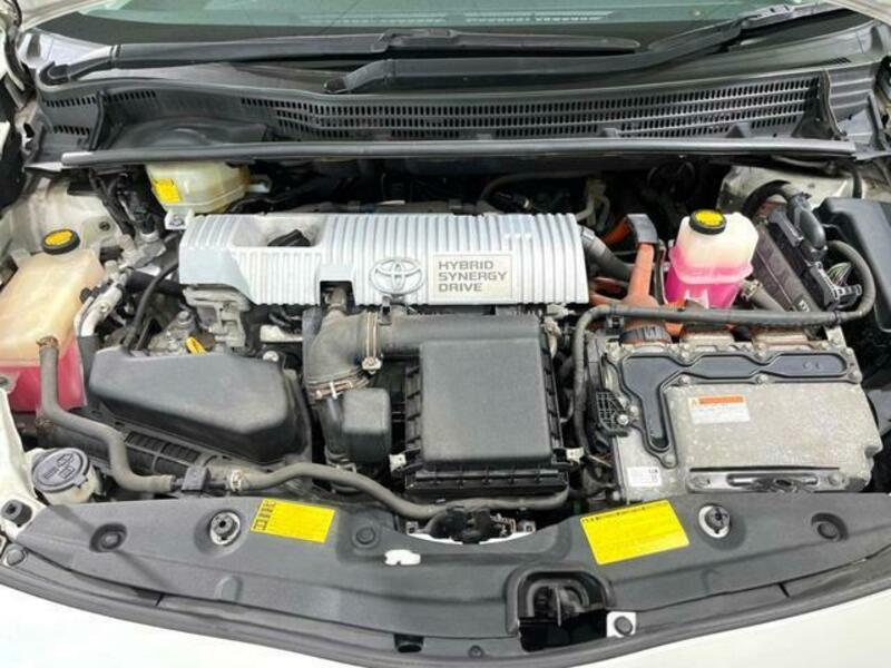 PRIUS-18
