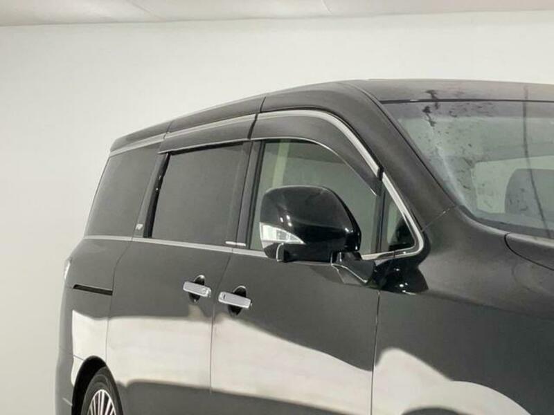 ELGRAND-4