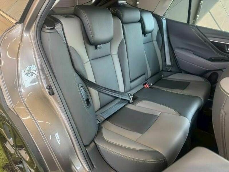 LEGACY OUTBACK-5