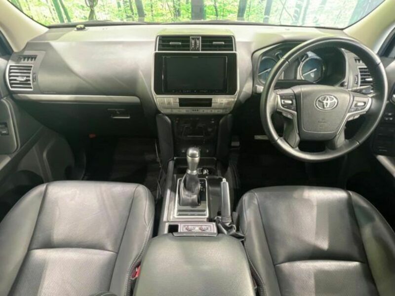LAND CRUISER PRADO-1