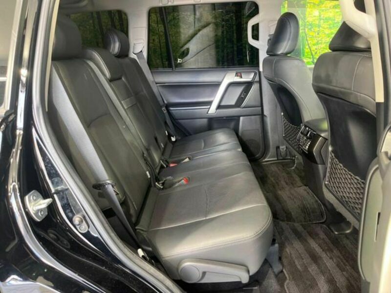 LAND CRUISER PRADO-8