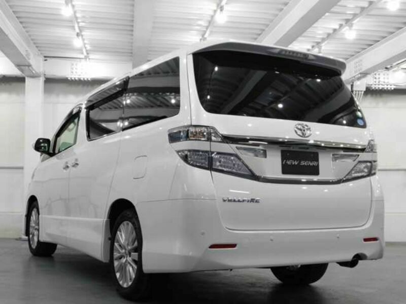 VELLFIRE-2