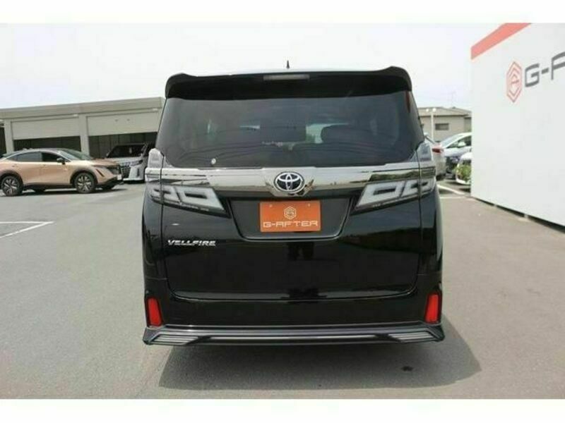 VELLFIRE-7