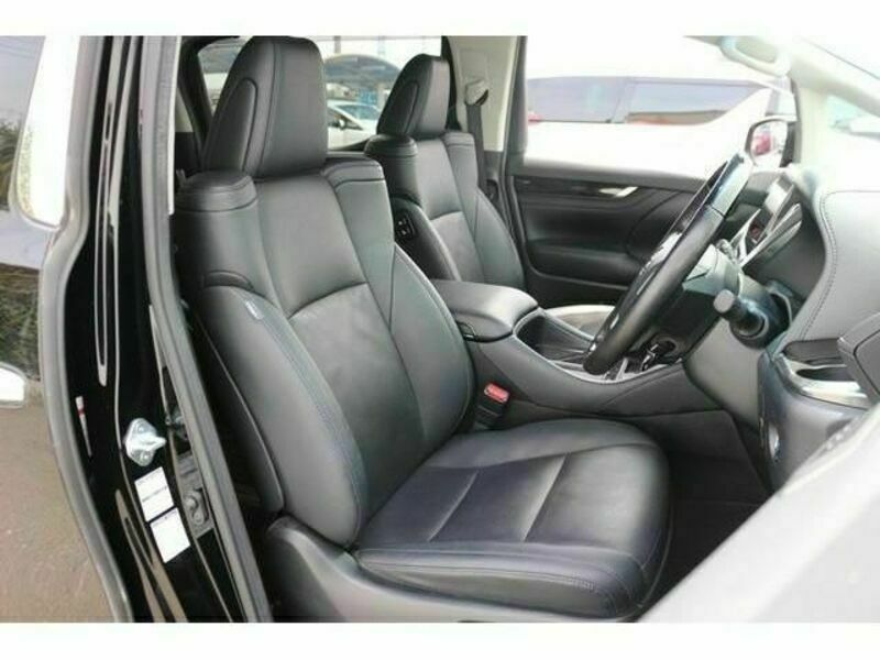 VELLFIRE-12
