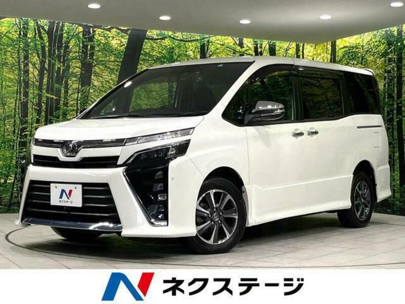 TOYOTA　VOXY