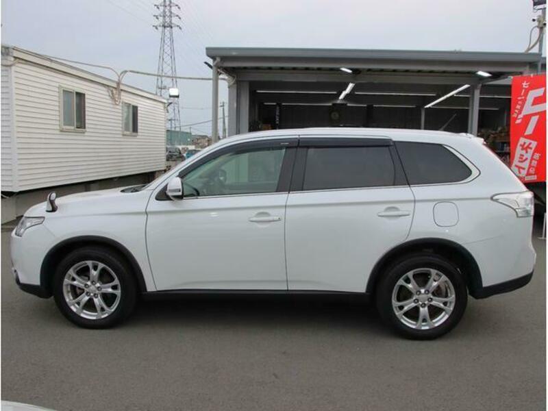 OUTLANDER