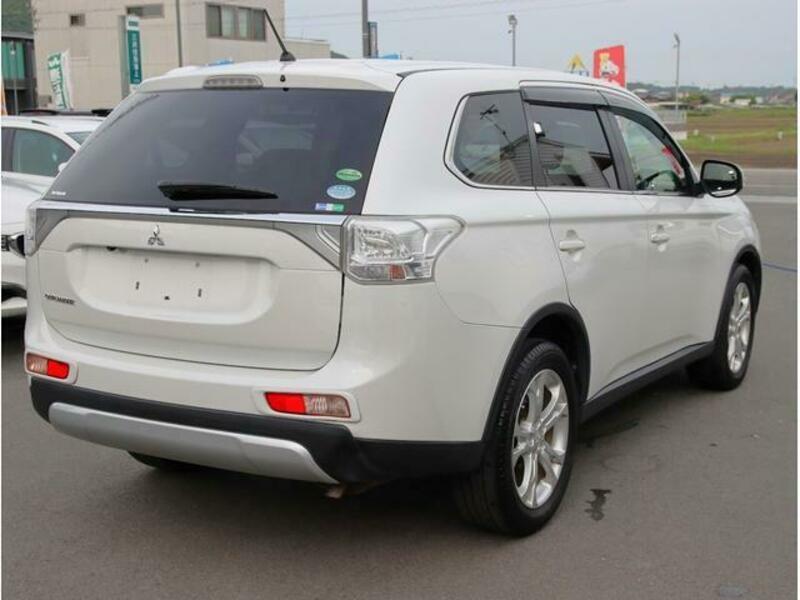 OUTLANDER