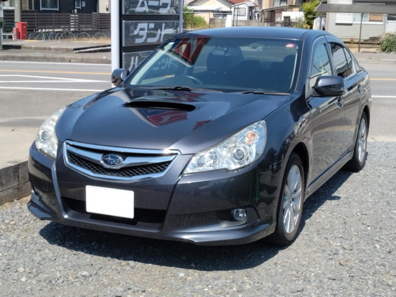 SUBARU LEGACY B4