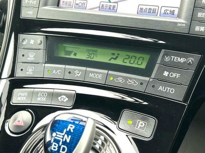 PRIUS-9