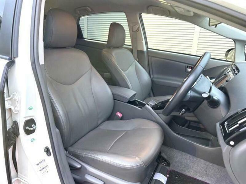 PRIUS-10