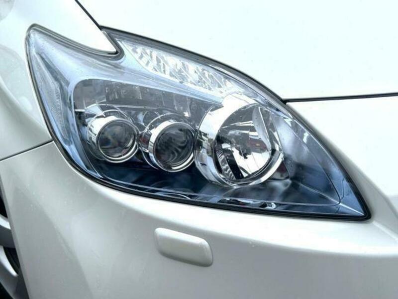 PRIUS-14