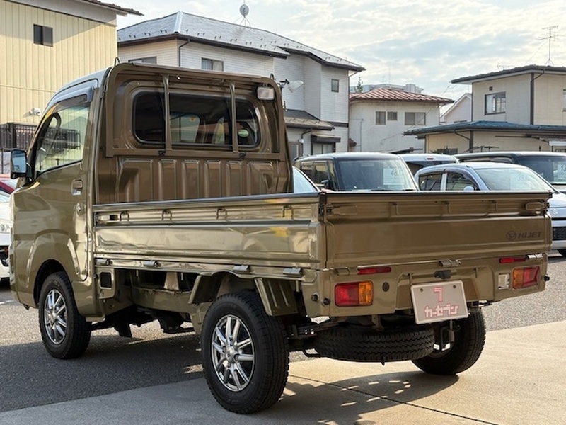 HIJET TRUCK