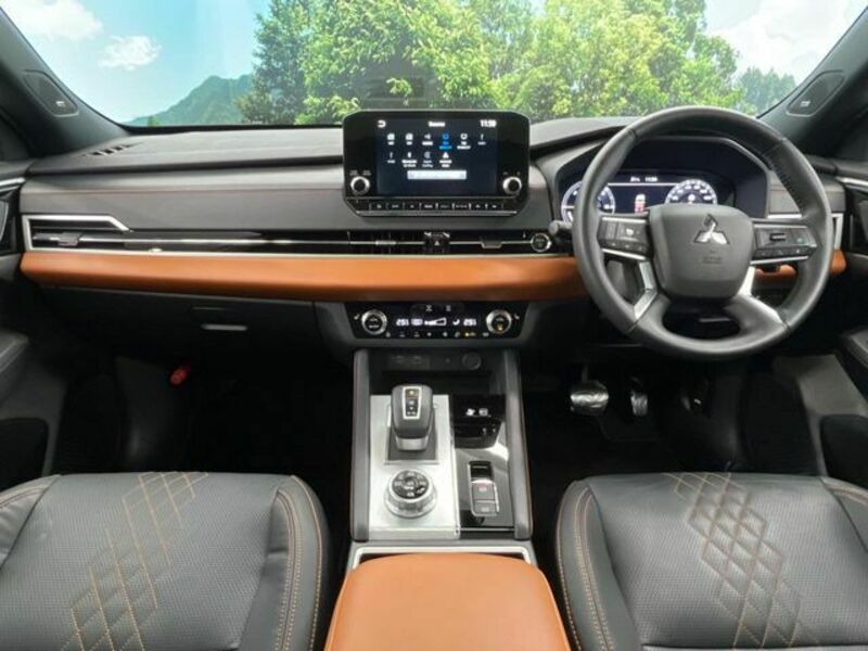 OUTLANDER PHEV