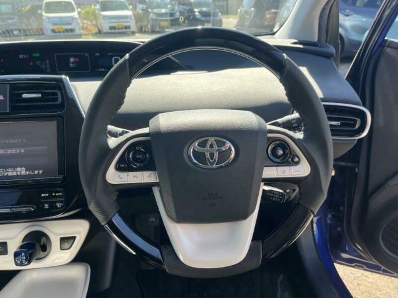 PRIUS-14