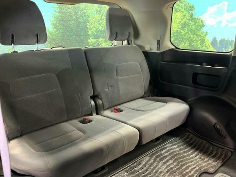 LAND CRUISER