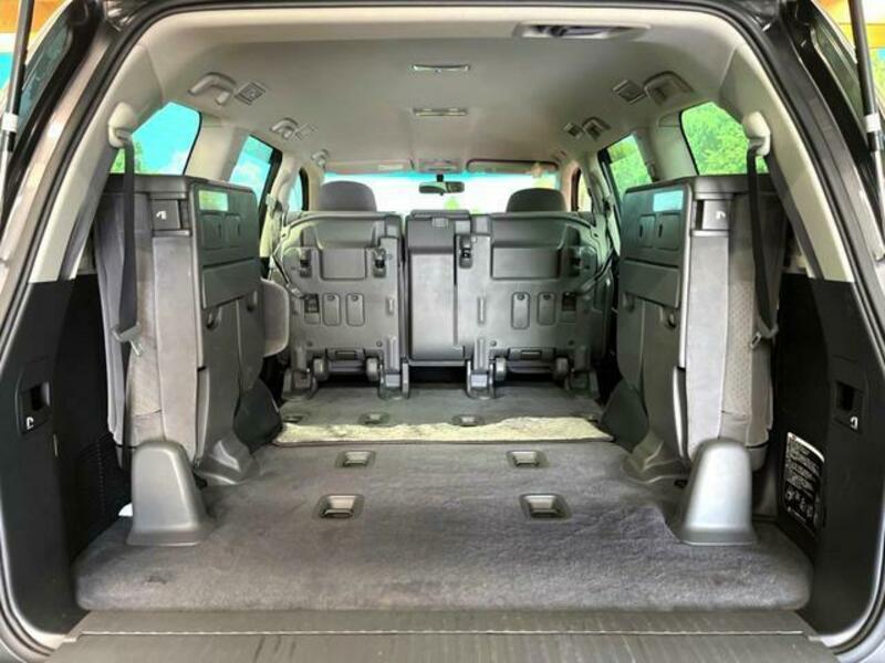 LAND CRUISER