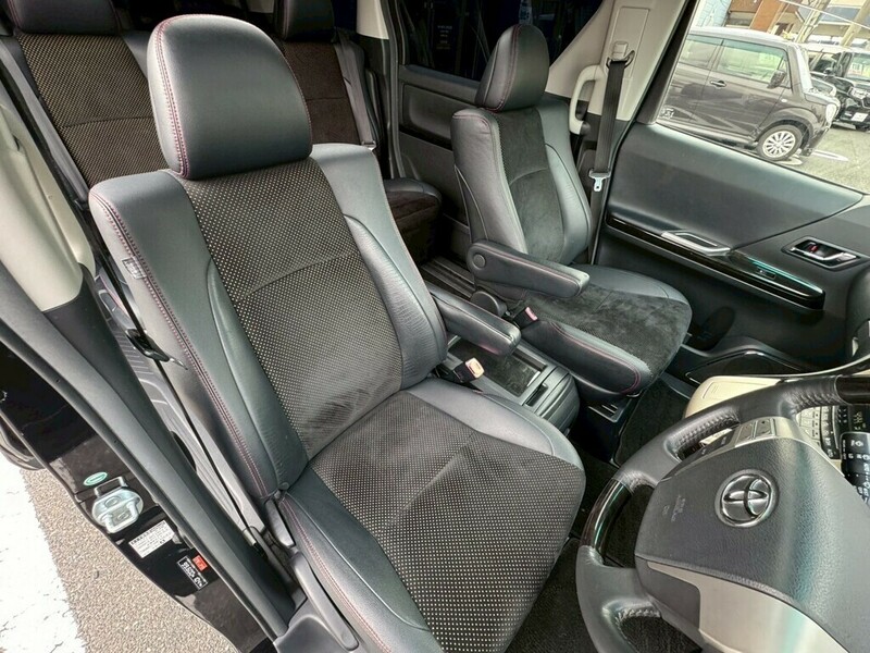 VELLFIRE-20