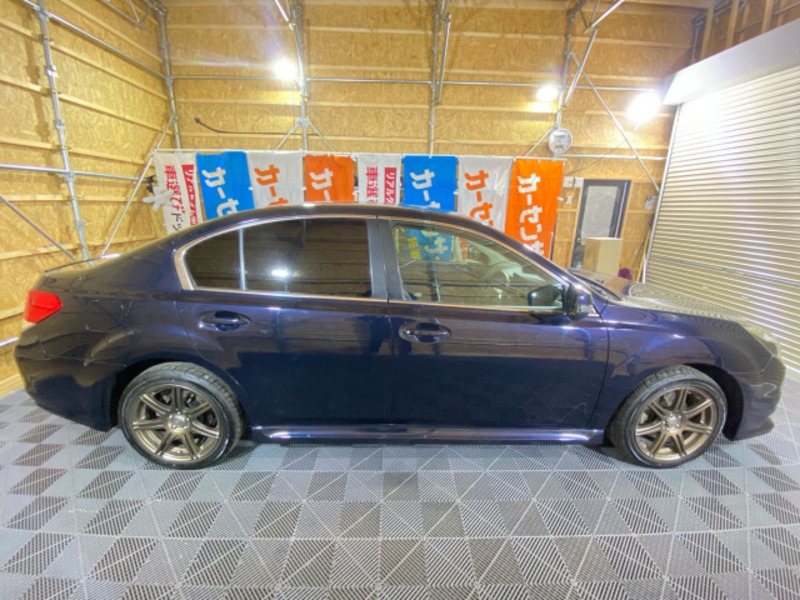 LEGACY B4