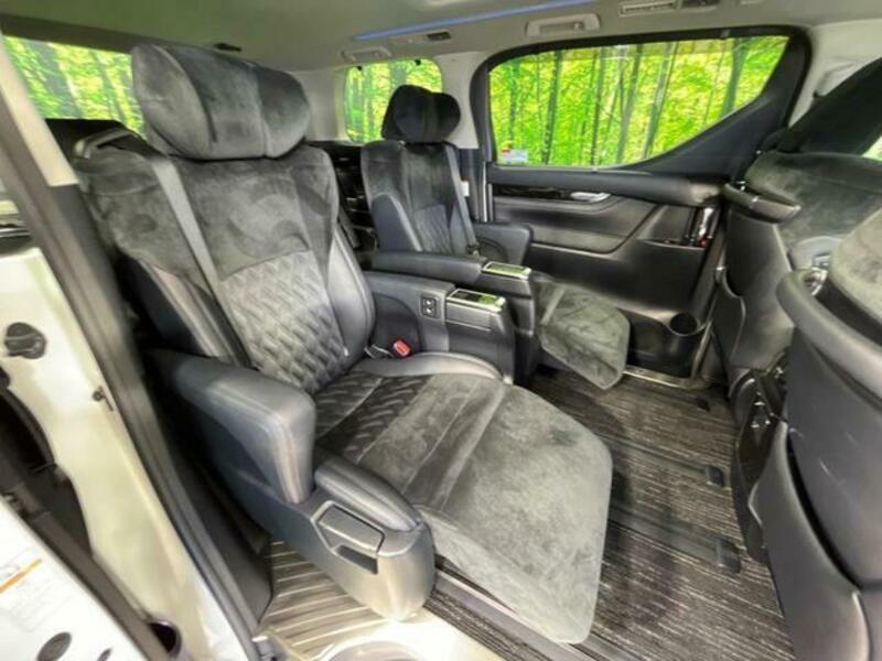 ALPHARD-8