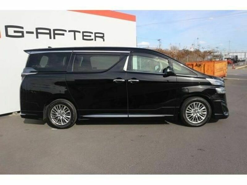 VELLFIRE-6