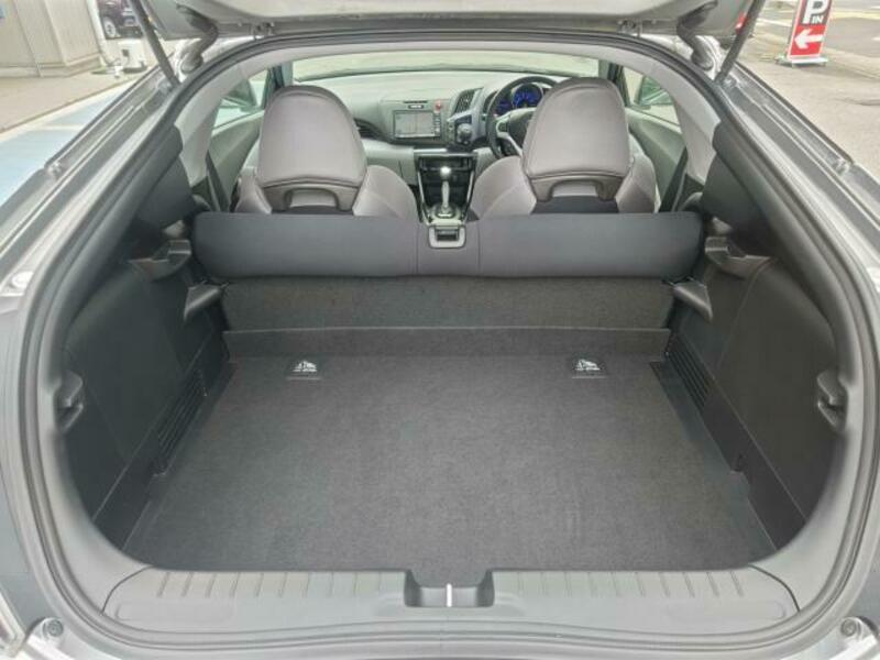 CR-Z-15