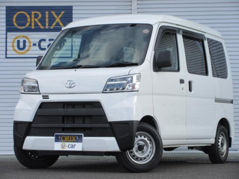 TOYOTA PIXIS VAN