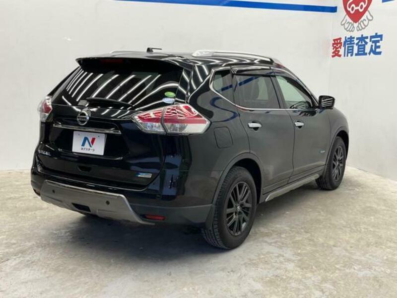 X-TRAIL-16