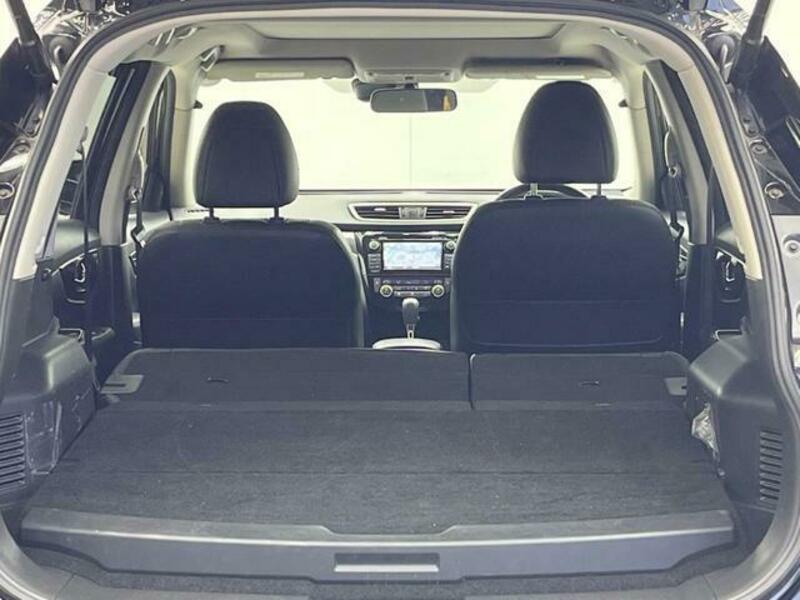 X-TRAIL-9