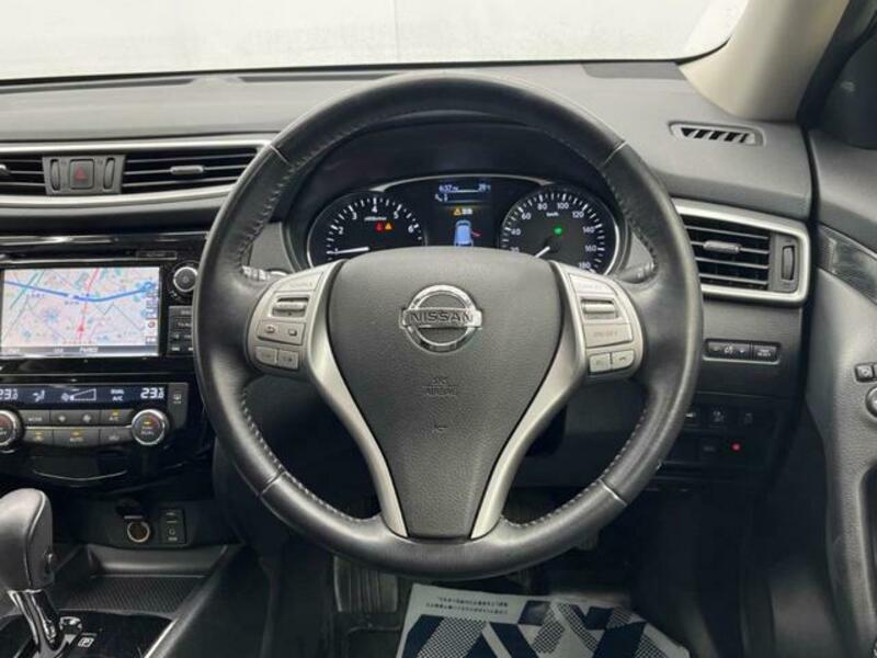 X-TRAIL-10
