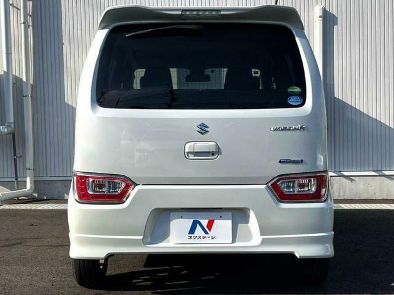 WAGON R-15