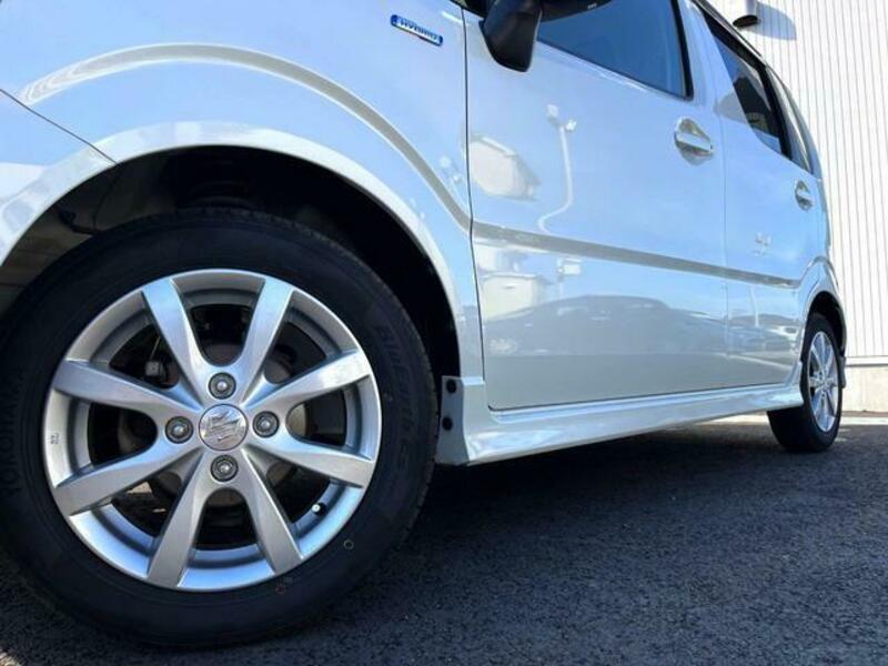 WAGON R-11