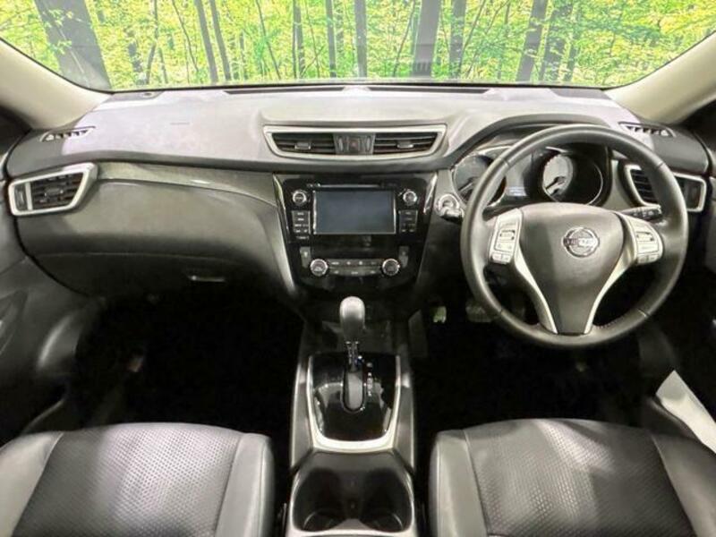 X-TRAIL-1