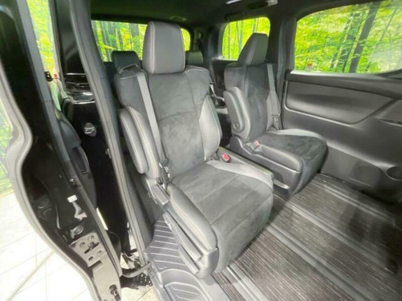 ALPHARD-8