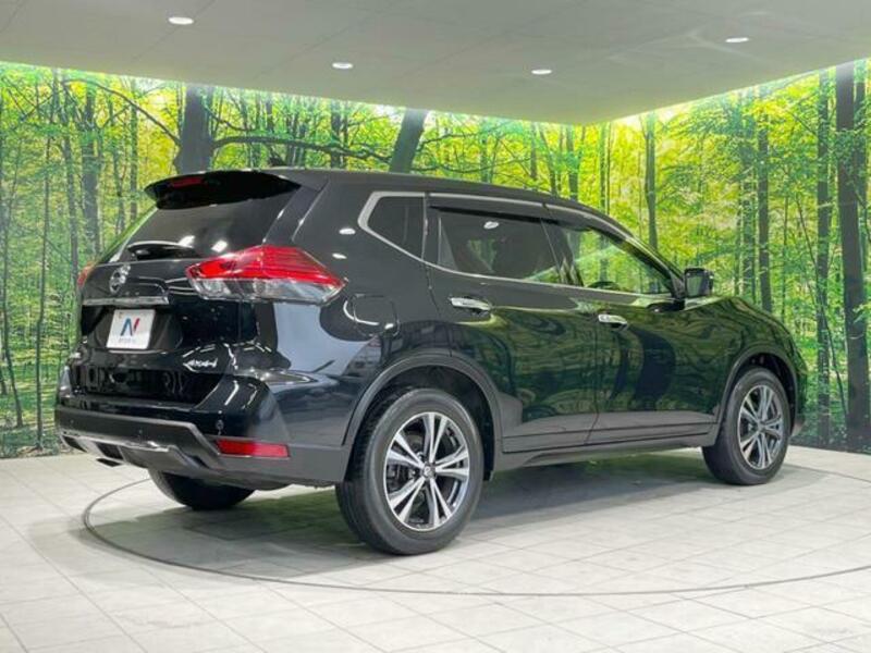 X-TRAIL-16