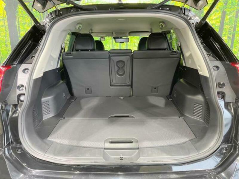 X-TRAIL-9