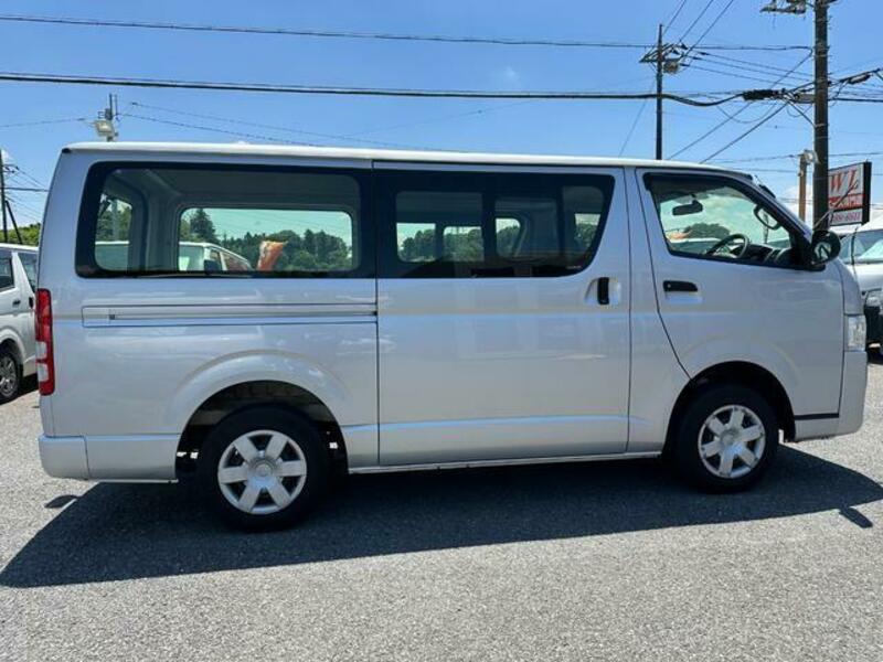 HIACE VAN-4