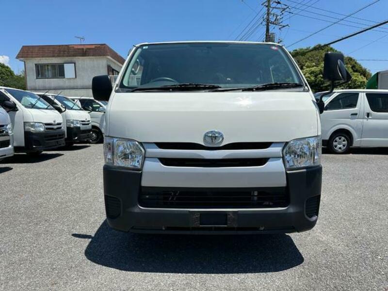 HIACE VAN-1