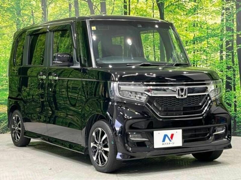 N BOX CUSTOM
