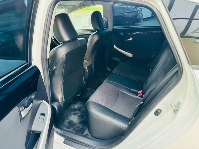 PRIUS-15