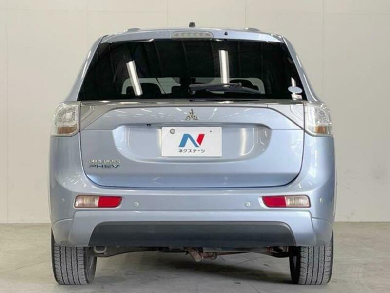OUTLANDER PHEV-15
