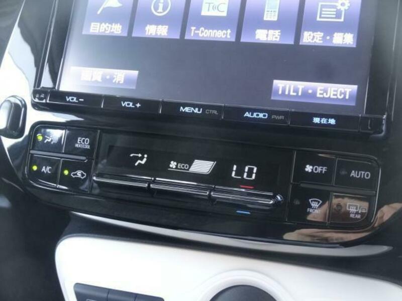 PRIUS-18