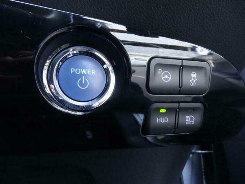 PRIUS-8